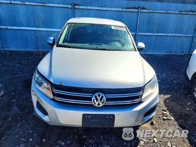 Piąte zdjęcie samochodu w środku: 2014 VOLKSWAGEN TIGUAN S VIN:WVGBV3AX2EW561341 - miniatura