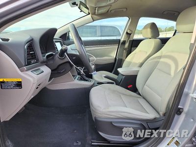 Zdjęcie 7 z 12 samochodu: 2017 HYUNDAI ELANTRA SE VIN:5NPD84LF7HH070692 - miniatura