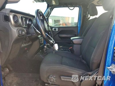 Zdjęcie 7 z 12 samochodu: 2020 JEEP GLADIATOR SPORT VIN:1C6HJTAG5LL157109 - miniatura