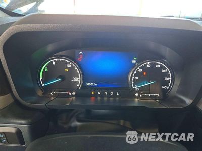 Zdjęcie 9 z 12 samochodu: 2023 FORD MAVERICK LARIAT VIN:3FTTW8E38PRA54539 - miniatura
