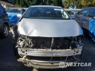 Piąte zdjęcie samochodu w środku: 2019 TOYOTA PRIUS PRIME PLUS VIN:JTDKARFP9K3110299 - miniatura