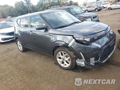Czwarte zdjęcie samochodu z boku: 2024 KIA SOUL LX VIN:KNDJ23AU1R7902114 - miniatura