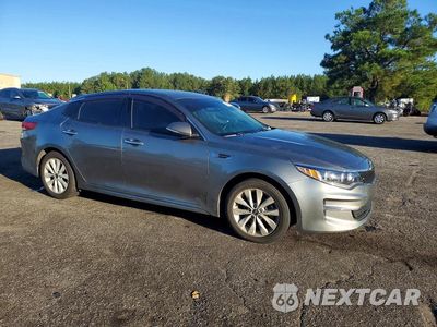 Czwarte zdjęcie samochodu z boku: 2018 KIA OPTIMA EX VIN:5XXGU4L30JG180337 - miniatura