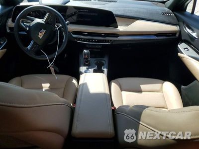 Zdjęcie 8 z 13 samochodu: 2025 CADILLAC XT4 PREMIUM LUXURY VIN:1GYFZDR4XSF159390 - miniatura