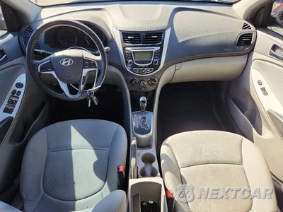 Zdjęcie 8 z 12 samochodu: 2013 HYUNDAI ACCENT SE VIN:KMHCU5AE7DU103158 - miniatura