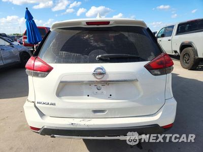 Zdjęcie 6 z 13 samochodu: 2017 NISSAN ROGUE S VIN:5N1AT2MT5HC894787 - miniatura