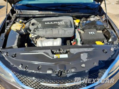 Zdjęcie 11 z 12 samochodu: 2015 CHRYSLER 200 LIMITED VIN:1C3CCCAB5FN649931 - miniatura