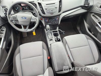 Zdjęcie 8 z 12 samochodu: 2018 FORD ESCAPE SE VIN:1FMCU9GD1JUC60833 - miniatura