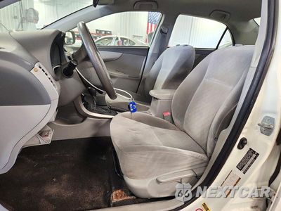 Zdjęcie 7 z 13 samochodu: 2009 TOYOTA COROLLA LE VIN:JTDBL40E39J008748 - miniatura
