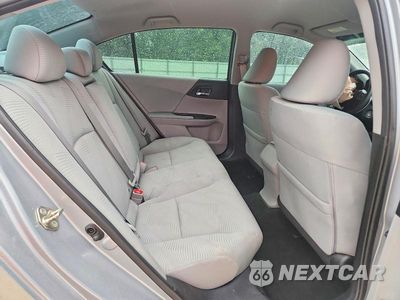 Zdjęcie 10 z 13 samochodu: 2017 HONDA ACCORD LX VIN:1HGCR2F39HA209633 - miniatura