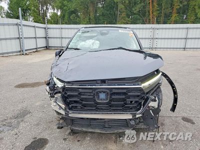 Piąte zdjęcie samochodu w środku: 2024 HONDA CR-V EX VIN:2HKRS3H47RH322404 - miniatura