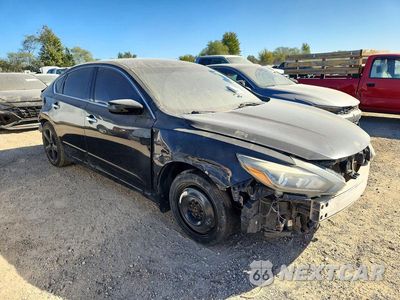Czwarte zdjęcie samochodu z boku: 2016 NISSAN ALTIMA 2.5 SR VIN:1N4AL3AP5GC212223 - miniatura