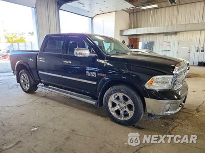 Czwarte zdjęcie samochodu z boku: 2015 RAM 1500 LARAMIE VIN:1C6RR7NM4FS536827 - miniatura