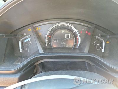 Zdjęcie 9 z 13 samochodu: 2017 HONDA CR-V LX VIN:2HKRW6H33HH212669 - miniatura