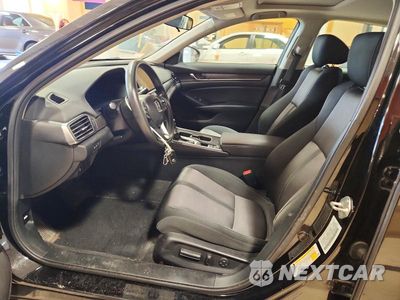 Zdjęcie 7 z 12 samochodu: 2018 HONDA ACCORD EX VIN:1HGCV1F41JA054788 - miniatura