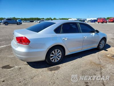 Trzecie zdjęcie samochodu z tyłu: 2012 VOLKSWAGEN PASSAT S VIN:1VWAP7A38CC063722 - miniatura