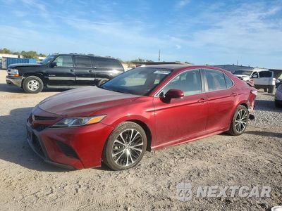 2018 TOYOTA CAMRY SE 4T1B11HK4JU560983 - główne zdjęcie licytacji z USA - miniatura
