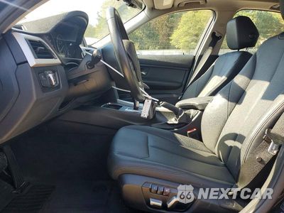 Zdjęcie 7 z 13 samochodu: 2017 BMW 320 XI VIN:WBA8A3C3XHA066968 - miniatura