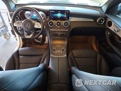 Zdjęcie 8 z 14 samochodu: 2021 MERCEDES-BENZ GLC 300 VIN:W1N0G8DB2MV318810 - miniatura