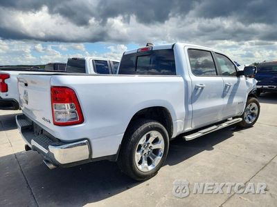 Trzecie zdjęcie samochodu z tyłu: 2022 RAM 1500 BIG HORN/LONE STAR VIN:1C6SRFFT7NN418348 - miniatura
