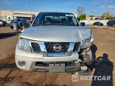 Piąte zdjęcie samochodu w środku: 2016 NISSAN FRONTIER SV V6 VIN:1N6AD0CWXGN745308 - miniatura