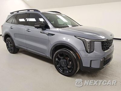 Czwarte zdjęcie samochodu z boku: 2025 KIA SORENTO X-LINE SX PRESTIGE VIN:5XYRKDJF4SG356833 - miniatura