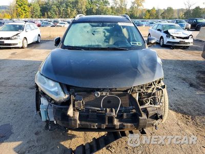 Piąte zdjęcie samochodu w środku: 2015 NISSAN ROGUE SL VIN:5N1AT2MV9FC863878 - miniatura