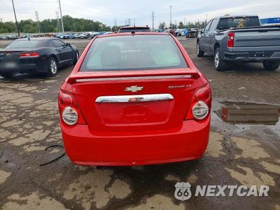 Zdjęcie 6 z 12 samochodu: 2013 CHEVROLET SONIC LT VIN:1G1JC5SH3D4162725 - miniatura