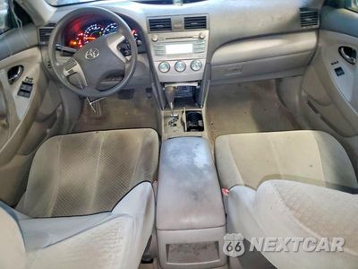 Zdjęcie 8 z 12 samochodu: 2009 TOYOTA CAMRY LE VIN:4T1BE46K69U355217 - miniatura