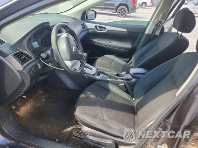 Zdjęcie 7 z 12 samochodu: 2014 NISSAN SENTRA S VIN:3N1AB7AP3EY254448 - miniatura