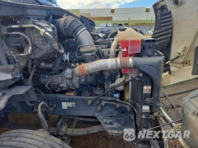 Zdjęcie 10 z 12 samochodu: 2019 PETERBILT 579 SEMI TRUCK VIN:1XPBDP9X0KD630519 - miniatura