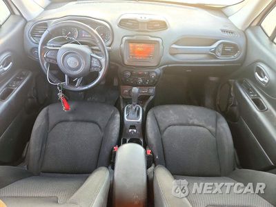 Zdjęcie 8 z 12 samochodu: 2020 JEEP RENEGADE LATITUDE VIN:ZACNJBBB5LPL87444 - miniatura