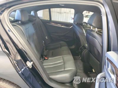 Zdjęcie 10 z 12 samochodu: 2019 BMW 530 XI VIN:WBAJA7C57KWW08306 - miniatura