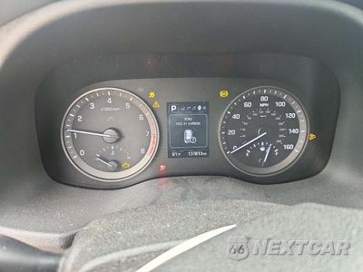 Zdjęcie 9 z 12 samochodu: 2018 HYUNDAI TUCSON LIMITED VIN:KM8J33A28JU695122 - miniatura