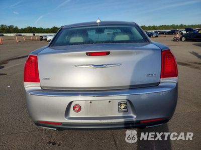 Zdjęcie 6 z 12 samochodu: 2017 CHRYSLER 300 LIMITED VIN:2C3CCARG0HH637394 - miniatura