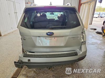 Zdjęcie 6 z 13 samochodu: 2017 SUBARU FORESTER 2.5I PREMIUM VIN:JF2SJAEC0HH810127 - miniatura