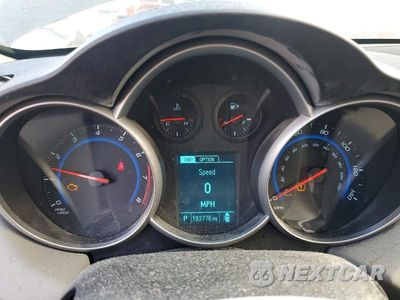 Zdjęcie 9 z 12 samochodu: 2015 CHEVROLET CRUZE LT VIN:1G1PC5SBXF7282965 - miniatura