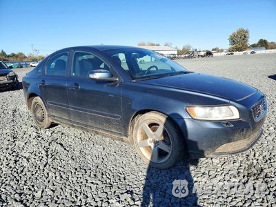 Czwarte zdjęcie samochodu z boku: 2008 VOLVO S40 2.4I VIN:YV1MS382582394365 - miniatura