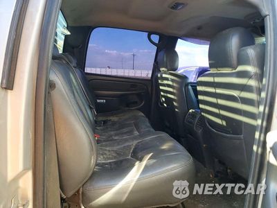 Zdjęcie 10 z 12 samochodu: 2005 CHEVROLET SILVERADO K3500 VIN:1GBJK33265F836711 - miniatura