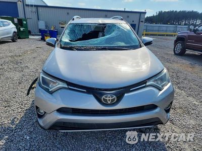 Piąte zdjęcie samochodu w środku: 2018 TOYOTA RAV4 XLE VIN:JTMWFREV7JJ202119 - miniatura