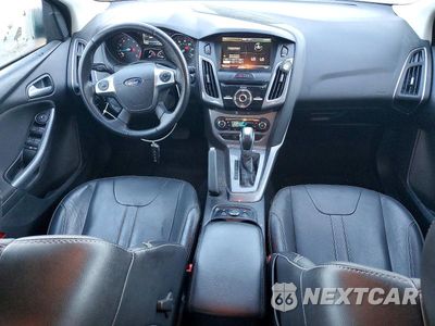Zdjęcie 8 z 13 samochodu: 2014 FORD FOCUS TITANIUM VIN:1FADP3N21EL454682 - miniatura