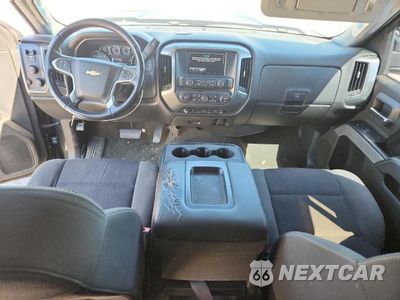 Zdjęcie 8 z 12 samochodu: 2017 CHEVROLET SILVERADO K1500 LT VIN:3GCUKREC3HG377108 - miniatura