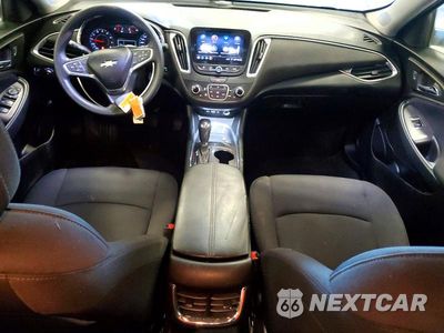 Zdjęcie 8 z 13 samochodu: 2019 CHEVROLET MALIBU LT VIN:1G1ZD5ST6KF216590 - miniatura