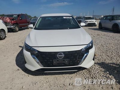 Piąte zdjęcie samochodu w środku: 2025 NISSAN SENTRA SV VIN:3N1AB8CVXSY320359 - miniatura