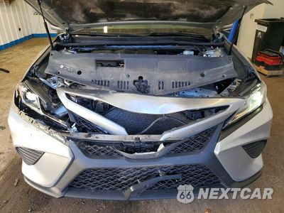 Zdjęcie 11 z 12 samochodu: 2018 TOYOTA CAMRY SE VIN:4T1B11HK8JU146153 - miniatura
