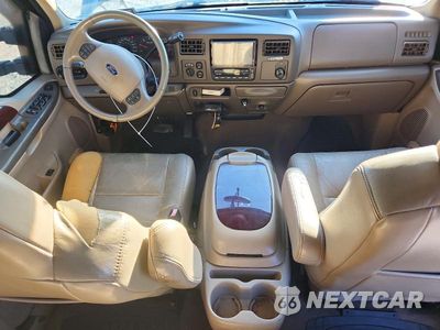Zdjęcie 8 z 13 samochodu: 2003 FORD EXCURSION LIMITED VIN:1FMNU43S63ED40674 - miniatura