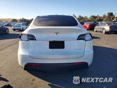 Zdjęcie 6 z 13 samochodu: 2023 TESLA MODEL Y VIN:7SAYGDEE2PF585902 - miniatura