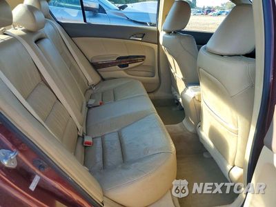 Zdjęcie 10 z 13 samochodu: 2008 HONDA ACCORD EXL VIN:1HGCP26818A117045 - miniatura