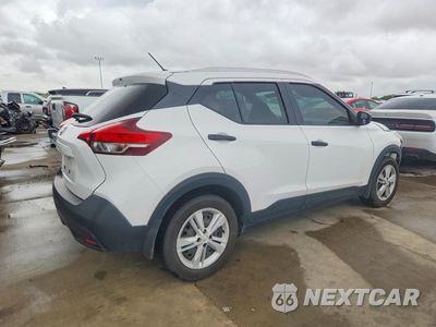 Trzecie zdjęcie samochodu z tyłu: 2018 NISSAN KICKS S VIN:3N1CP5CUXJL545263 - miniatura