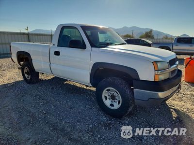Czwarte zdjęcie samochodu z boku: 2003 CHEVROLET SILVERADO C2500 HEAVY DUTY VIN:1GCHC24U63E144758 - miniatura